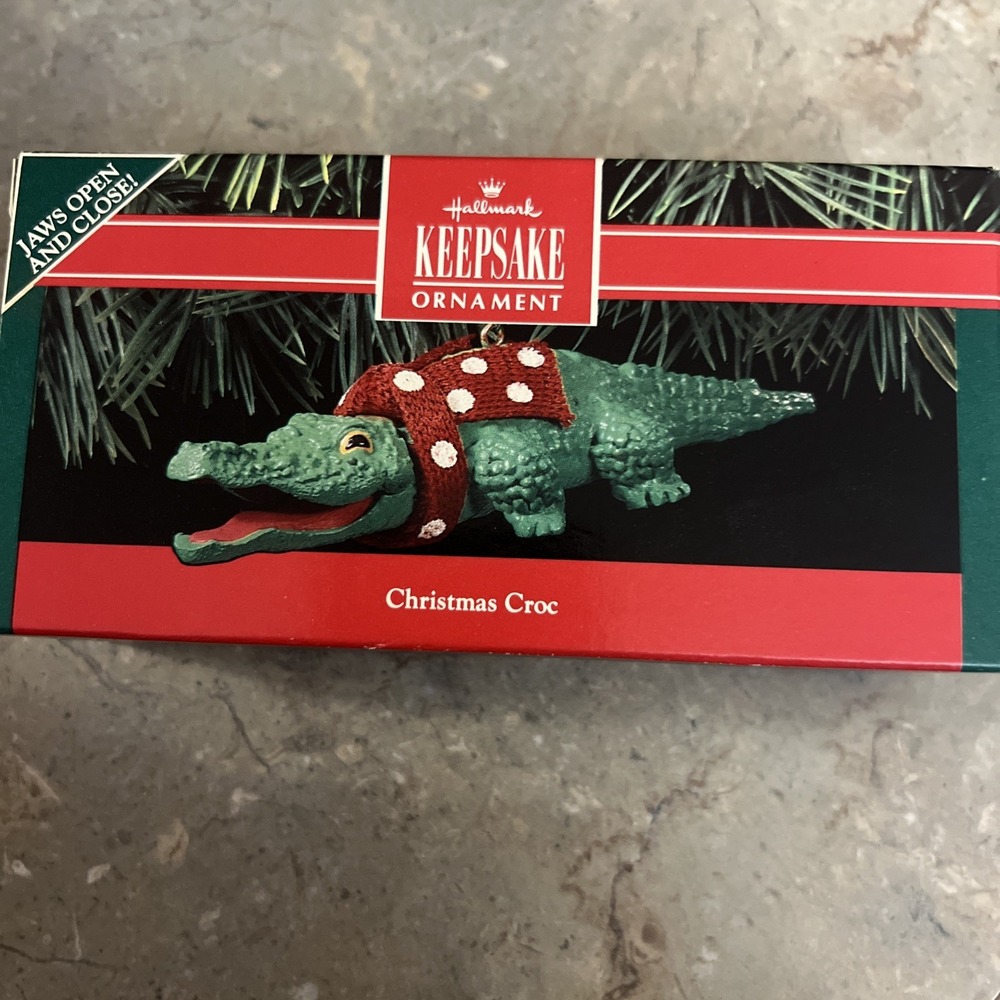 Vintage 1990 Hallmark Ornament Christmas Croc